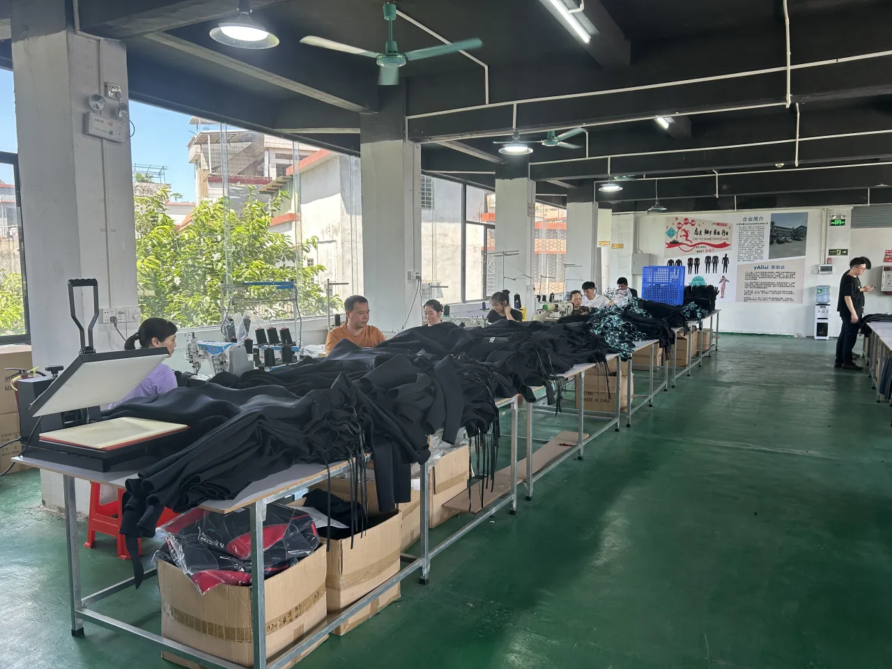 车间生产线