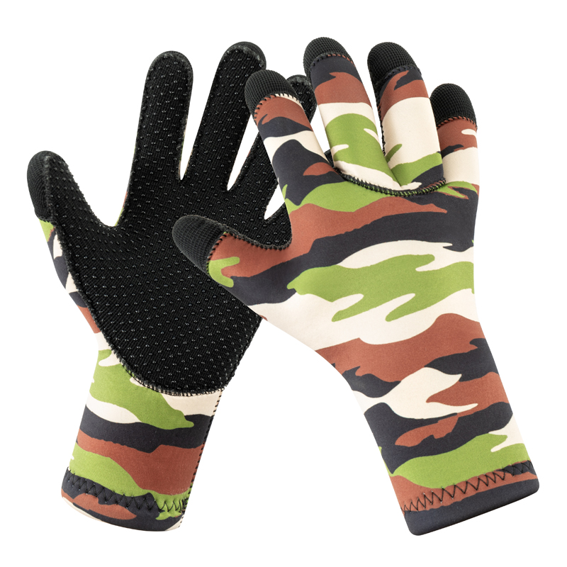 Non-slip dotted diving gloves with wear-resistant fabric, designed for winter swimming, spearfishing, snorkeling, free diving and scuba diving, customizable 4